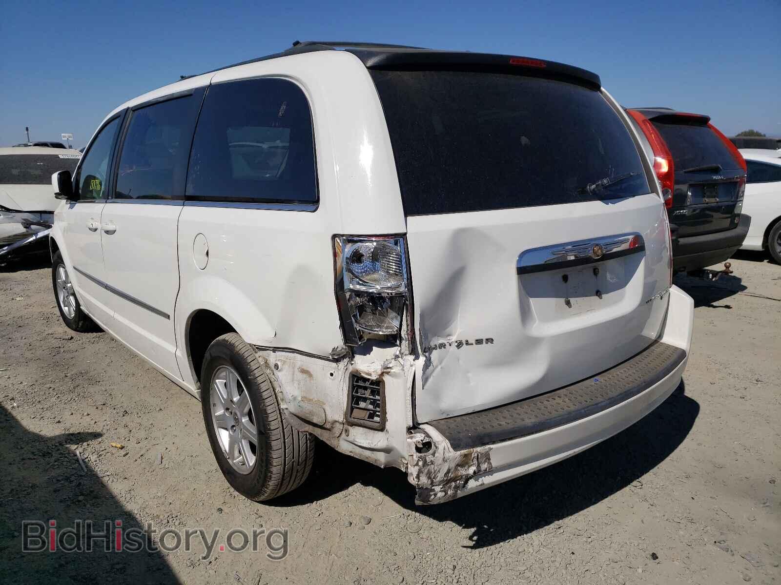 2010 CHRYSLER MINIVAN - VIN: 2A4RR5D16AR431747 - Фото 3