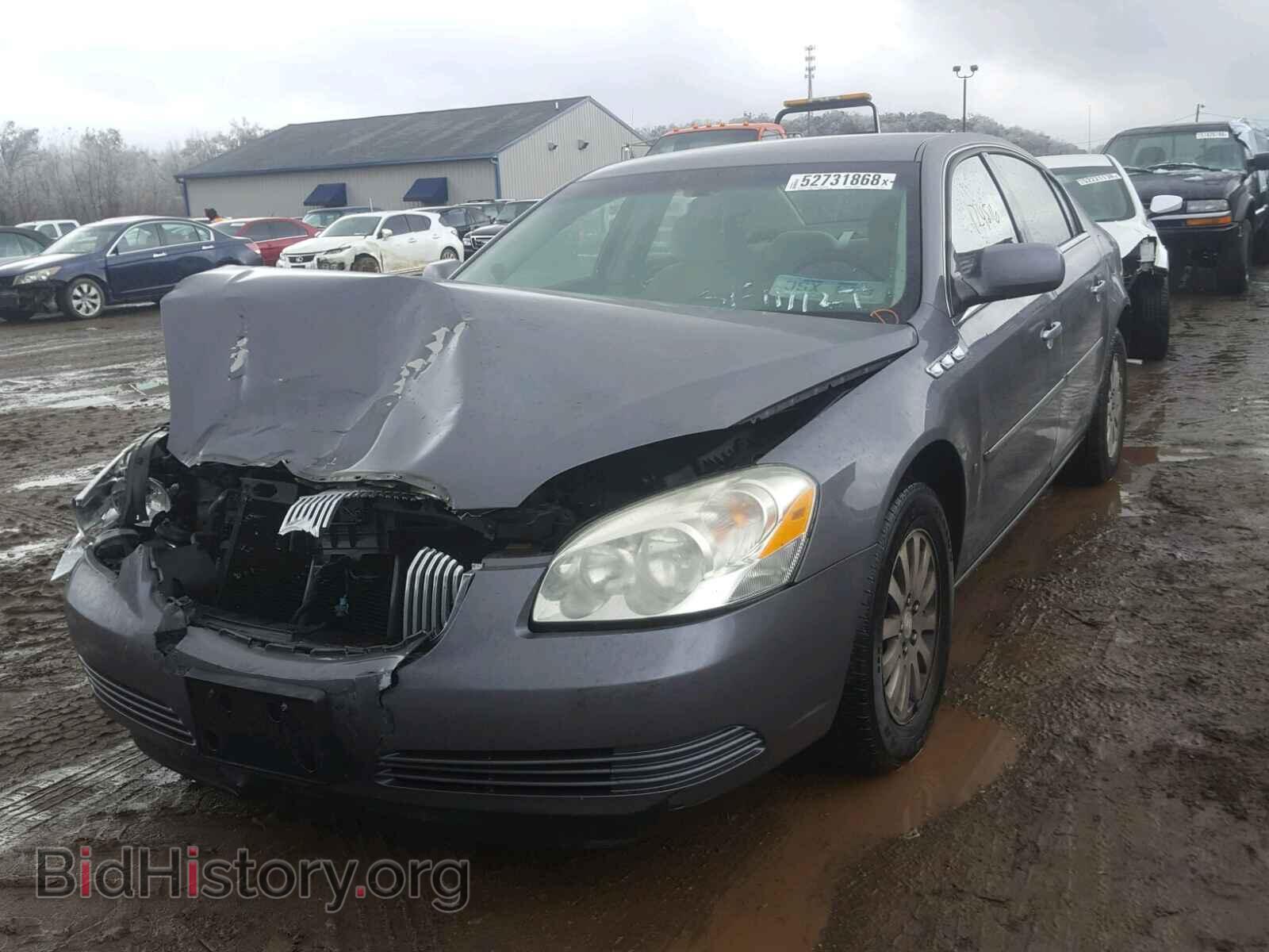 2007 BUICK LUCERNE - VIN: 1G4HP57217U131732 - Photo 2