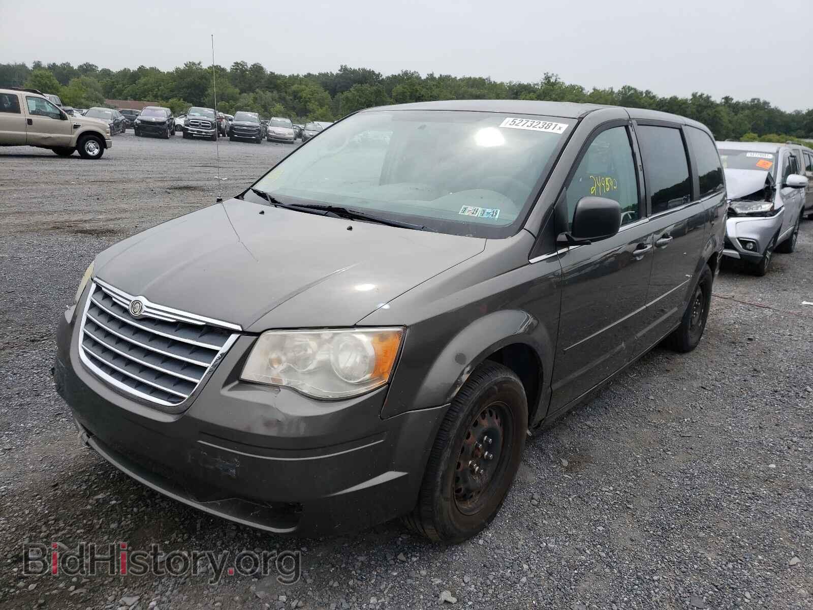 2010 CHRYSLER MINIVAN - VIN: 2A4RR4DE6AR356867 - Photo 2