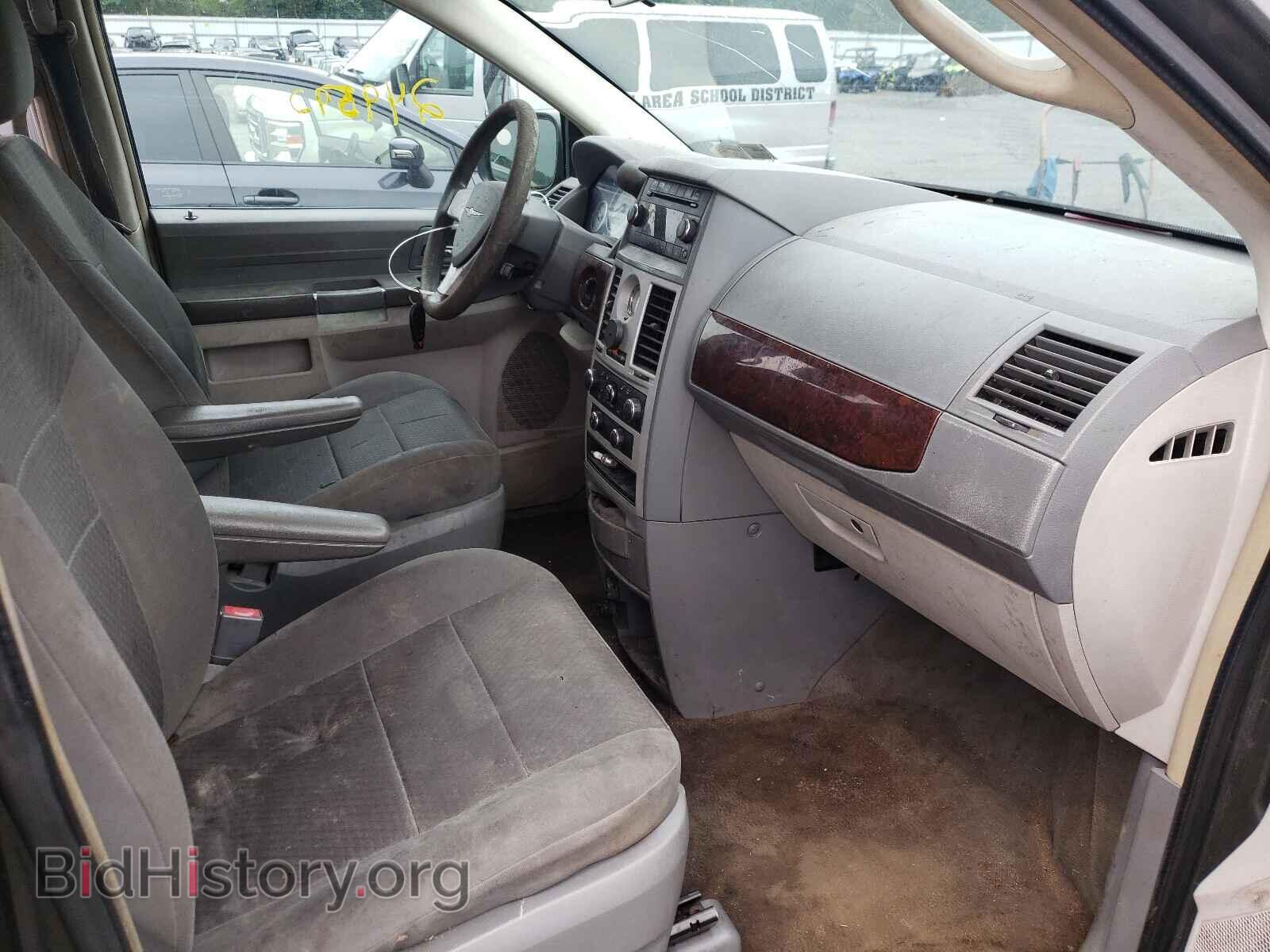 2010 CHRYSLER MINIVAN - VIN: 2A4RR4DE6AR356867 - Photo 5