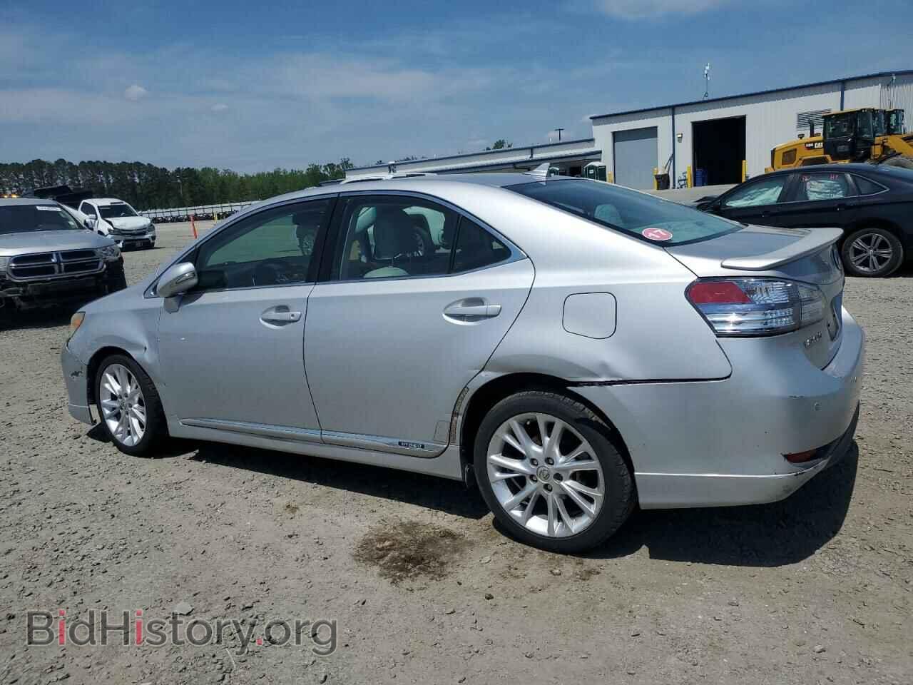 2010 LEXUS HS - VIN: JTHBB1BA9A2004633 - Photo 2