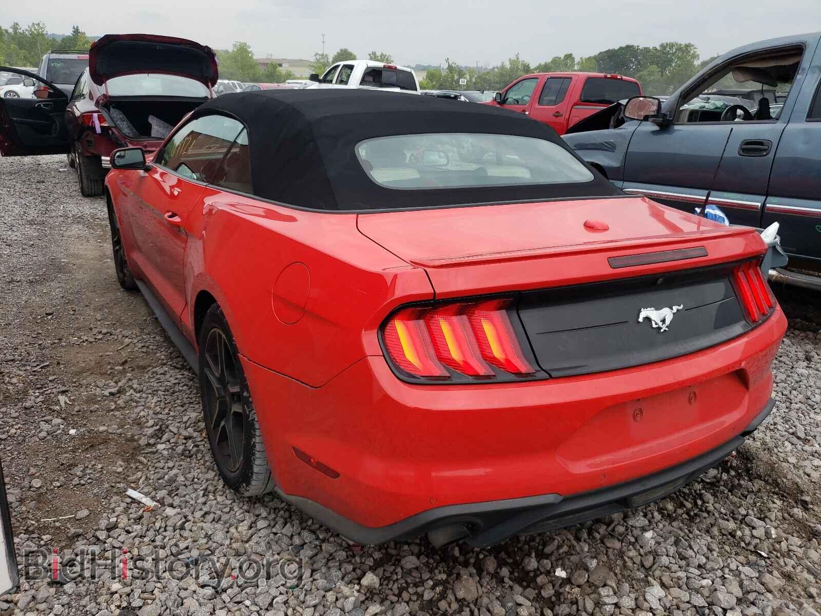 2018 FORD MUSTANG - VIN: 1FATP8UH9J5111647 - Фото 3