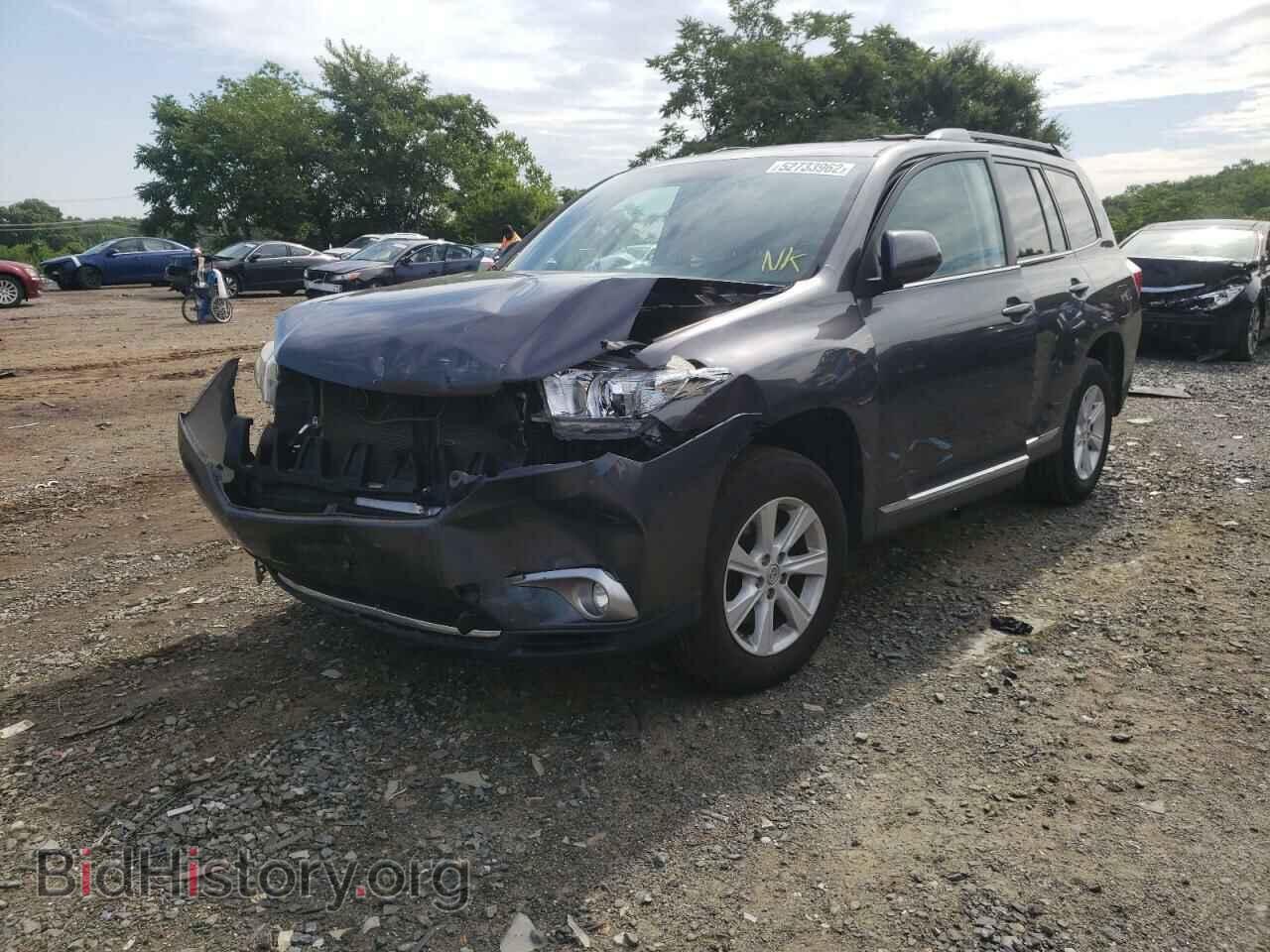 2013 TOYOTA HIGHLANDER - VIN: 5TDBK3EH8DS222663 - Фото 2