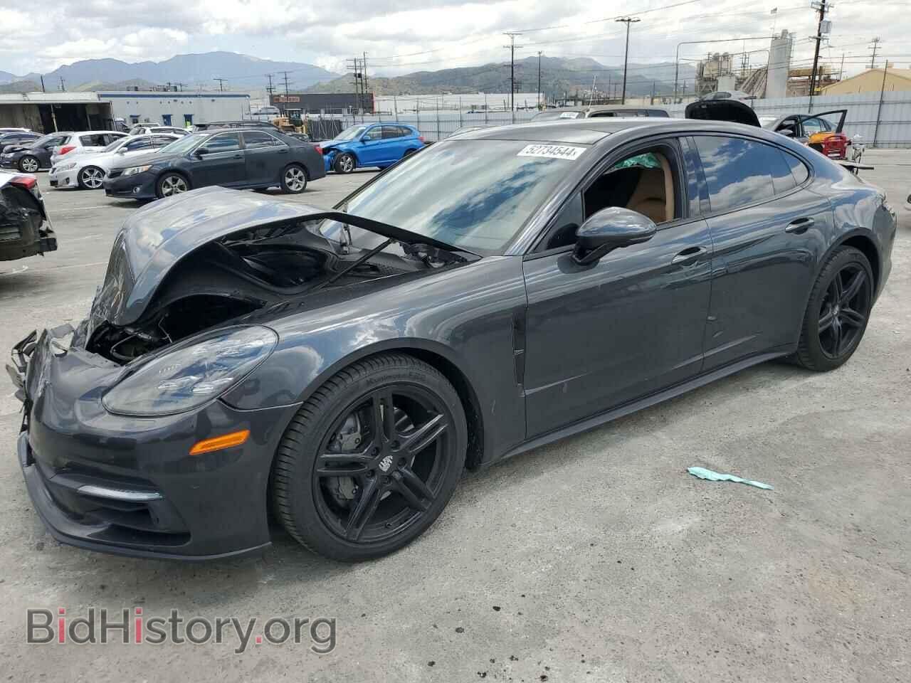Фотография WP0AB2A78JL136530 - PORSCHE PANAMERA 2018