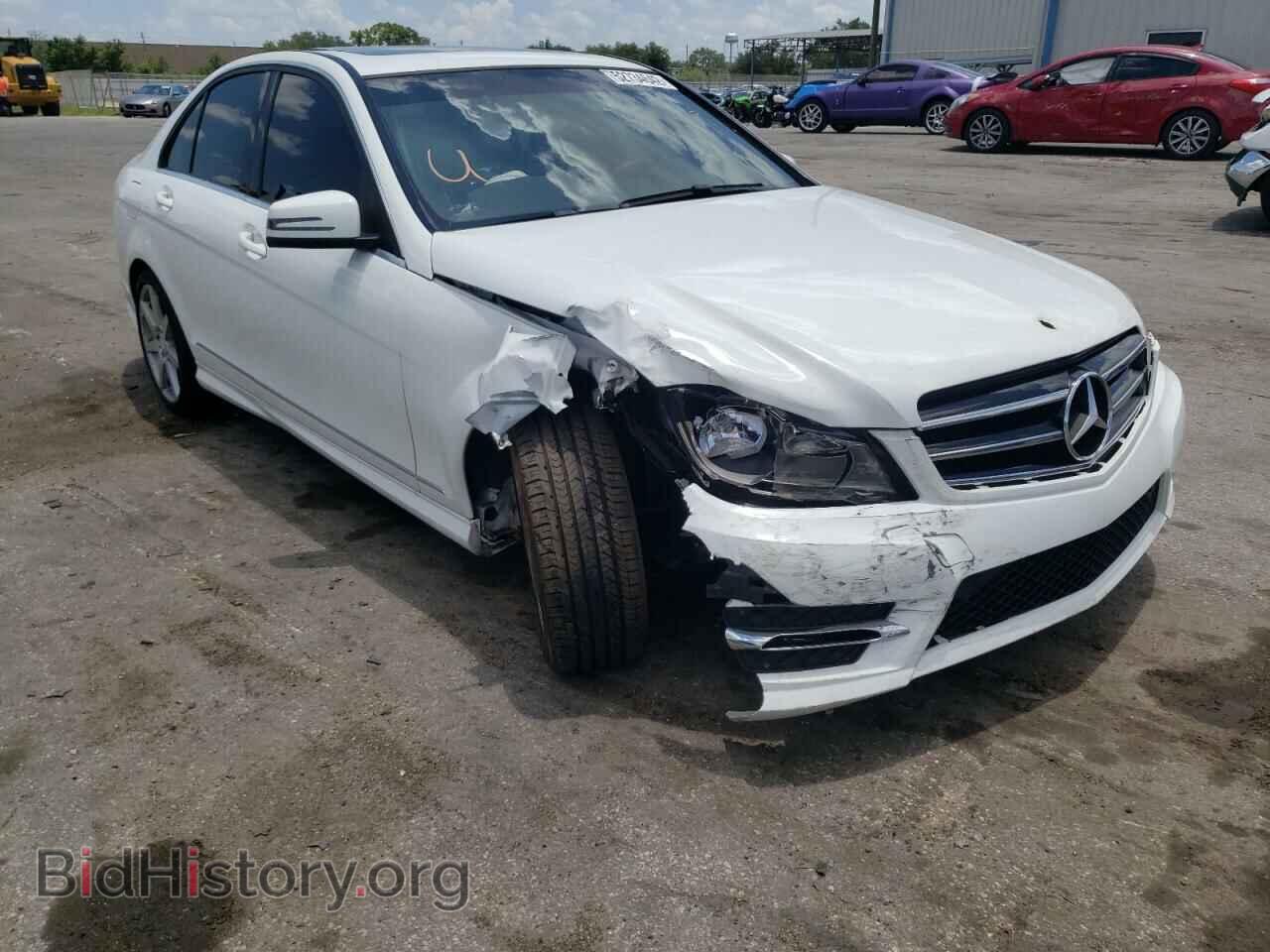 Фотография WDDGF4HB2EA926398 - MERCEDES-BENZ C-CLASS 2014