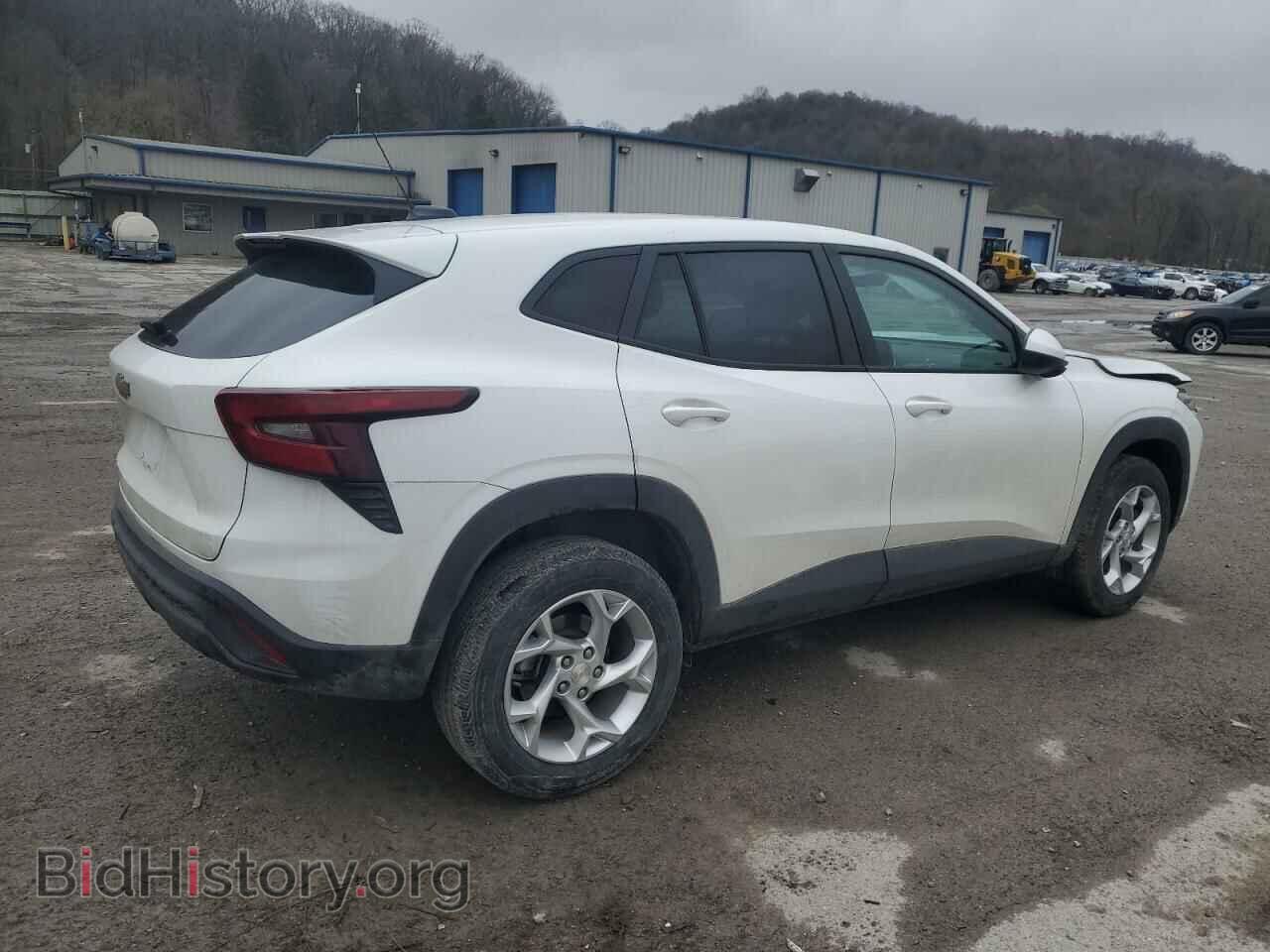 2024 CHEVROLET TRAX - VIN: KL77LFE26RC190818 - Фото 3