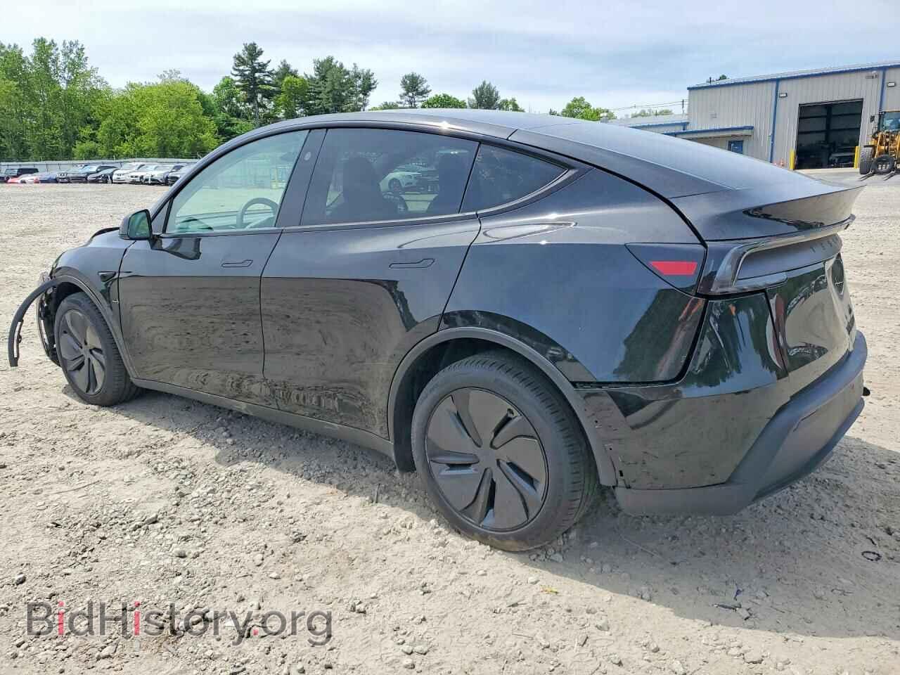 2026 TESLA MODEL Y - VIN: 7SAYGDEDXTA457678 - Photo 2