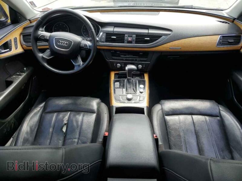2012 Audi A7 (VIN WAU2GAFC9CN101473) — photo 8 of 12