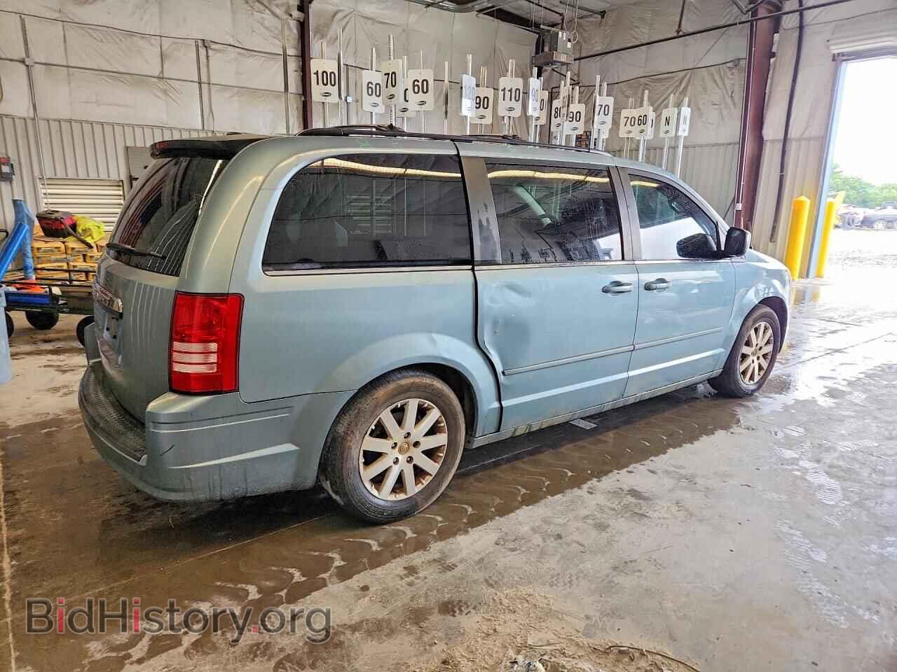 2008 CHRYSLER MINIVAN - VIN: 2A8HR54P38R802601 - Фото 3