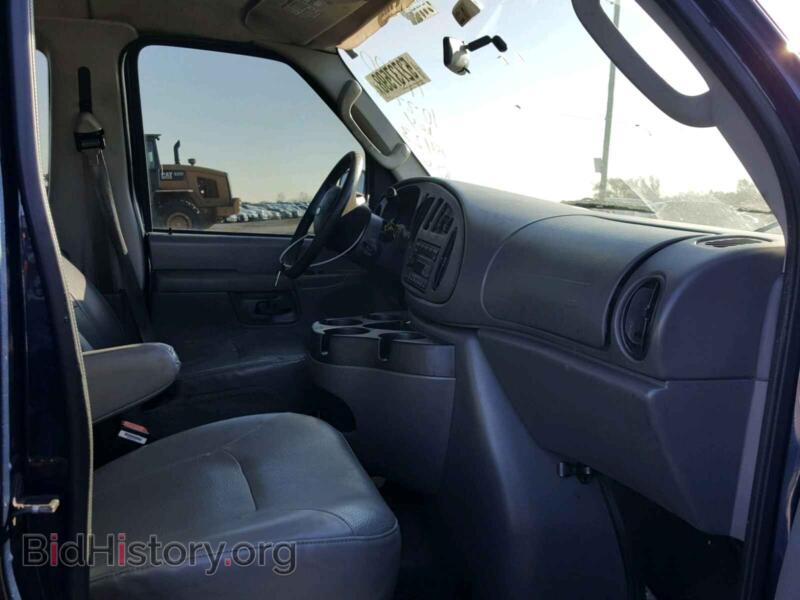 2006 Ford ECONOLINE (VIN 1FBSS31LX6DA35423) — фото 5 из 10