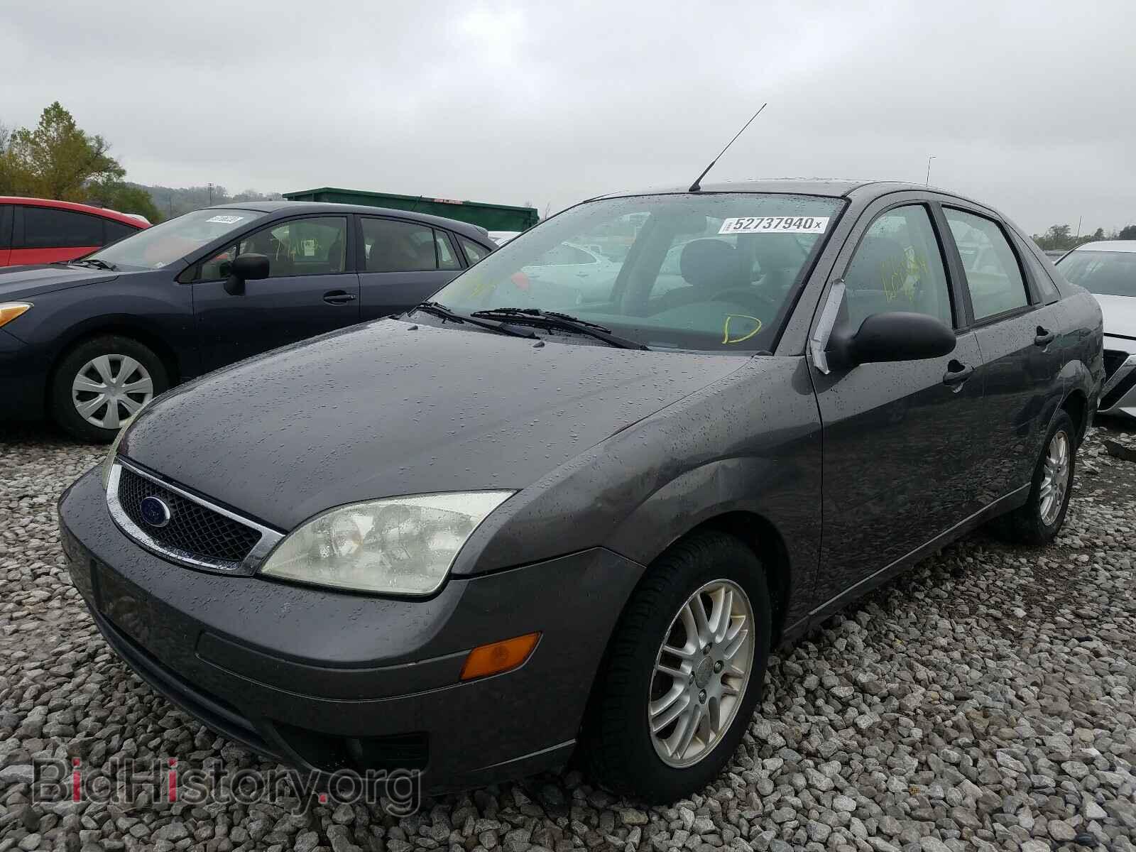 2005 FORD FOCUS - VIN: 1FAFP34NX5W171006 - Фото 2