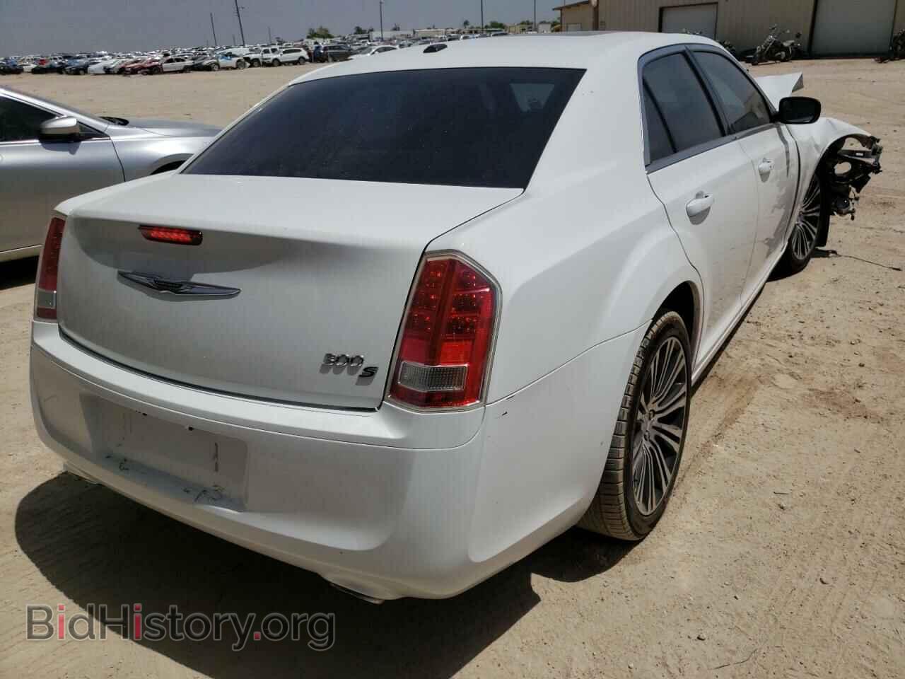 2012 CHRYSLER 300 - VIN: 2C3CCABG0CH252968 - Фото 4