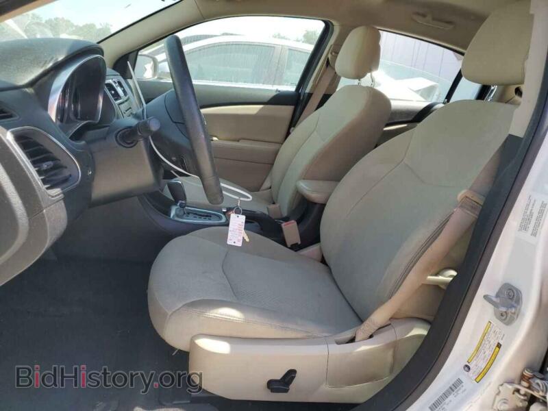 2013 Chrysler 200 (VIN 1C3CCBAG8DN737827) — photo 7 of 13