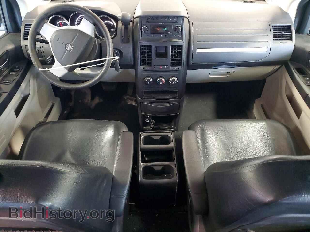 2010 DODGE CARAVAN - VIN: 2D4RN4DE6AR245403 - Photo 8