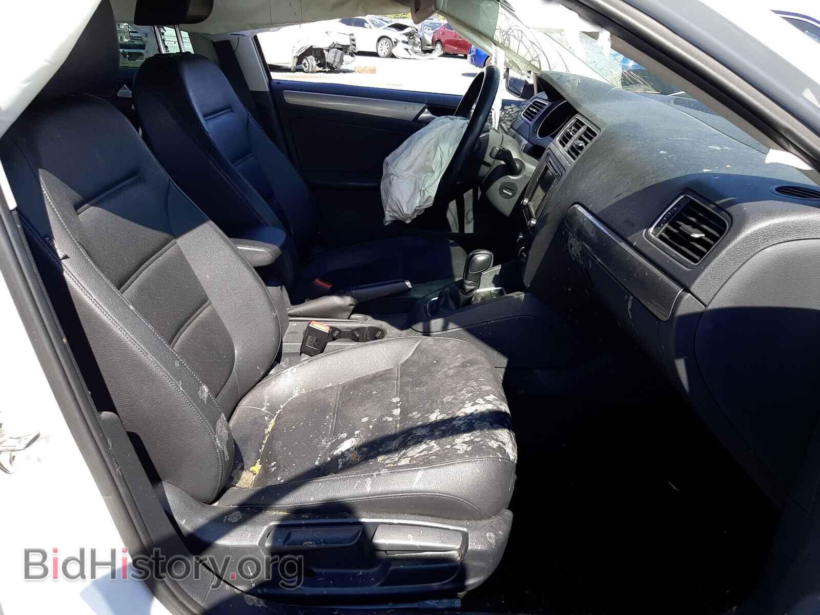 2017 VOLKSWAGEN JETTA - VIN: 3VWDB7AJ7HM241846 - Фото 5