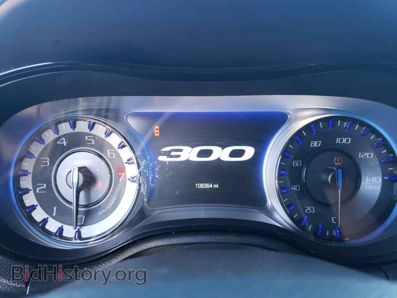 2016 CHRYSLER 300 - VIN: 2C3CCABG7GH351101 - Фото 9