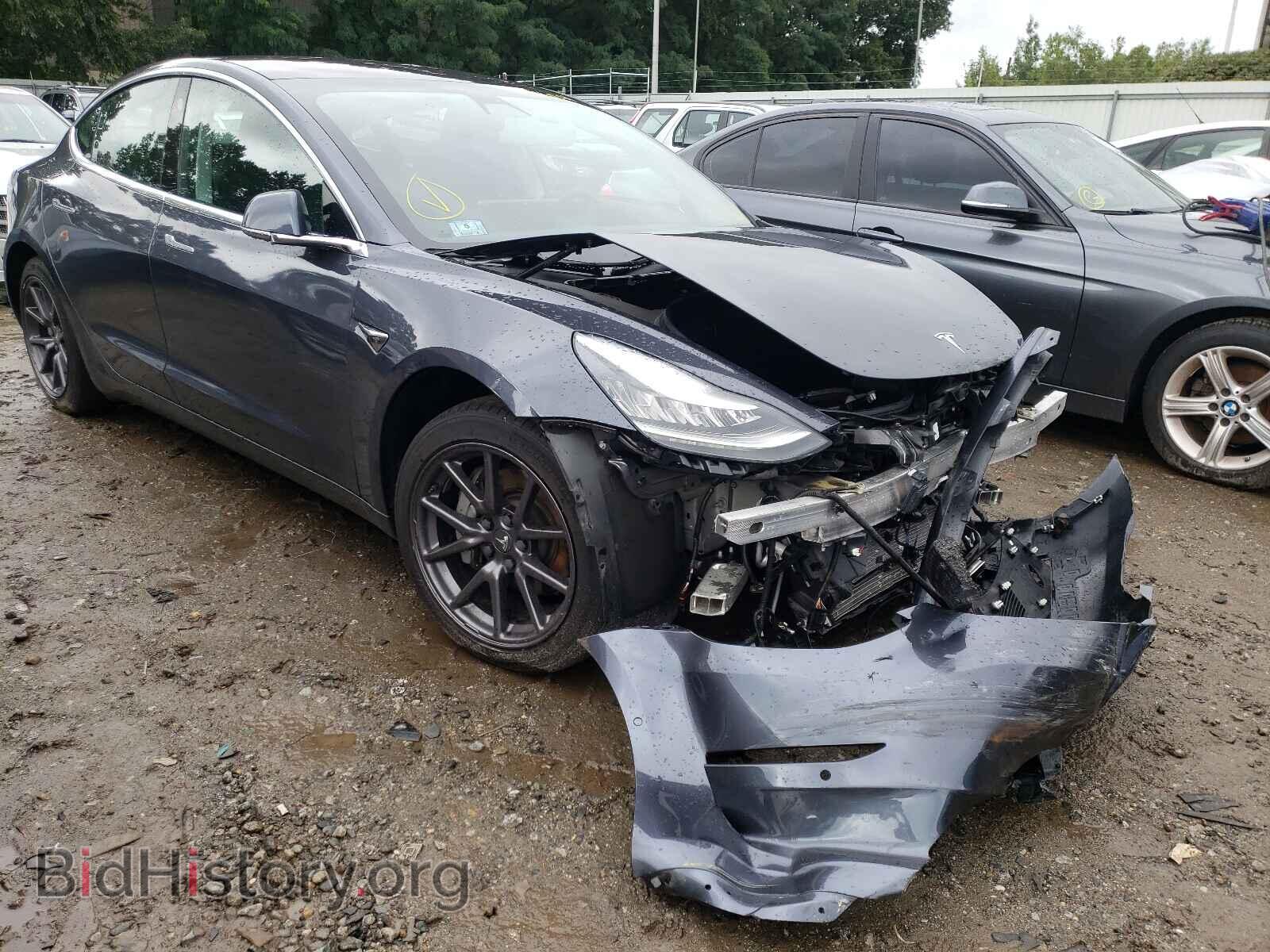 Photo 5YJ3E1EBXKF205795 - TESLA MODEL 3 2019
