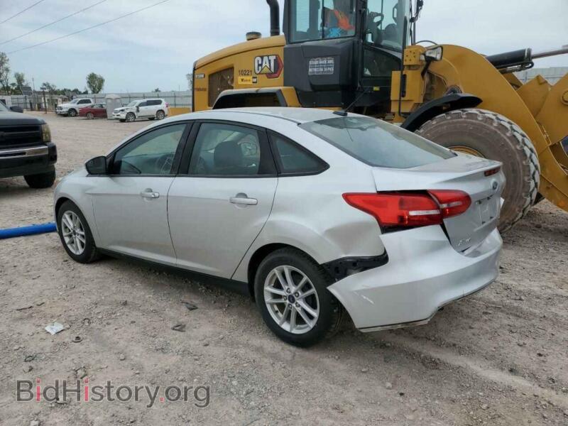 2017 Ford FOCUS (VIN 1FADP3F2XHL325729) — фото 2 из 14