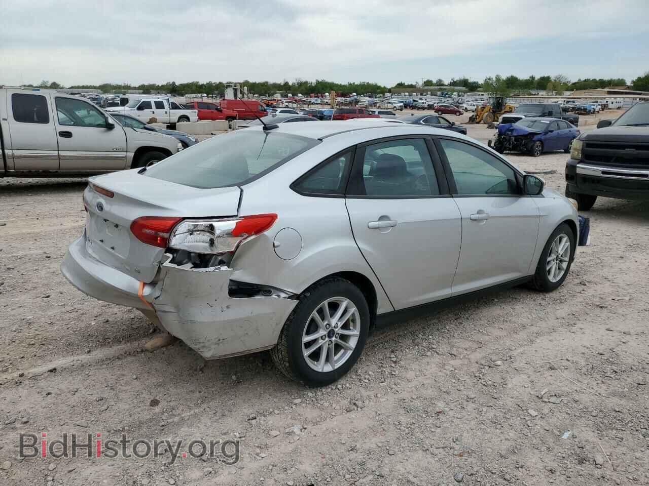 2017 FORD FOCUS - VIN: 1FADP3F2XHL325729 - Фото 3