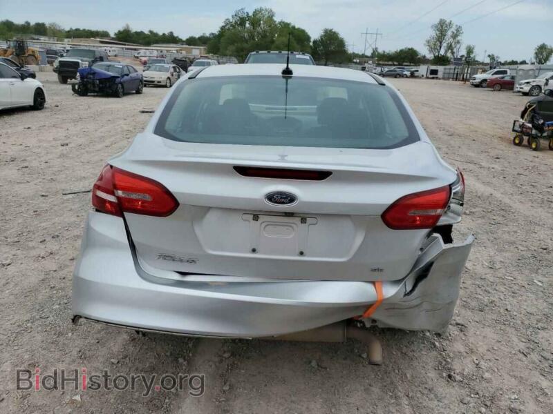 2017 Ford FOCUS (VIN 1FADP3F2XHL325729) — фото 6 из 14