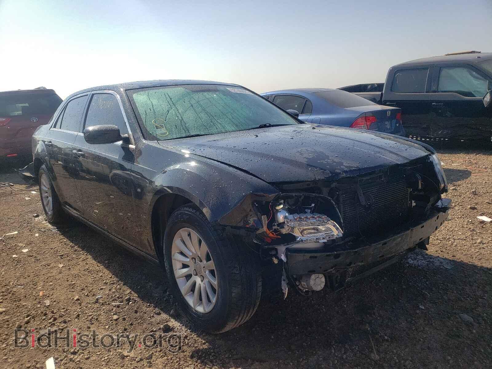 Photo 2C3CA4CG7BH573393 - CHRYSLER 300 2011