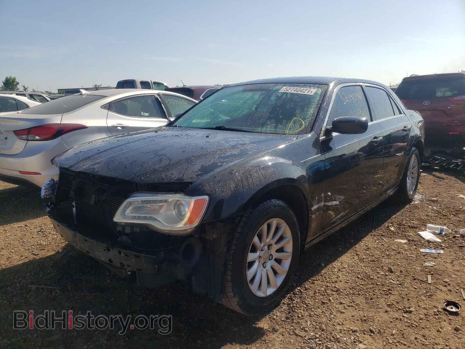 2011 CHRYSLER 300 - VIN: 2C3CA4CG7BH573393 - Фото 2