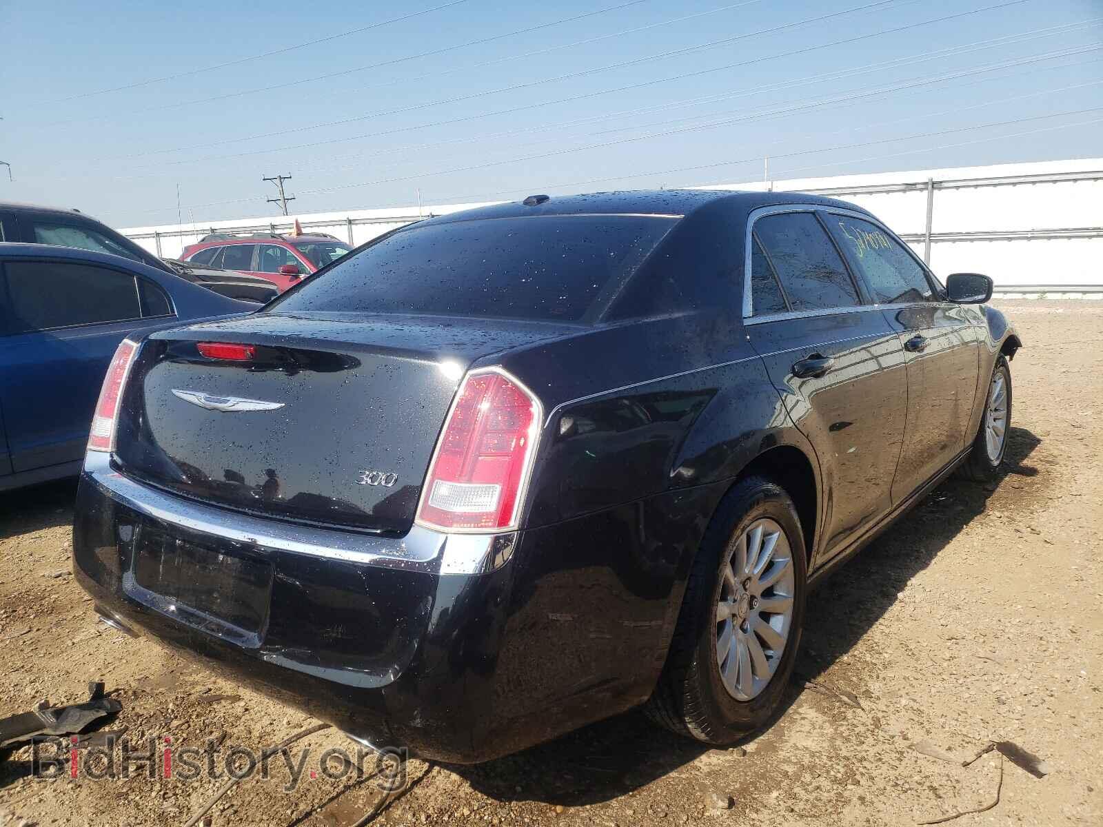 2011 CHRYSLER 300 - VIN: 2C3CA4CG7BH573393 - Фото 4