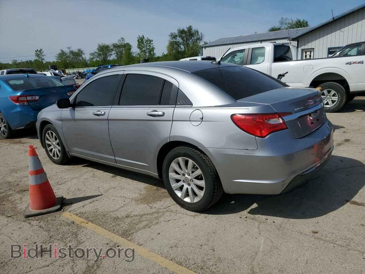 2013 CHRYSLER 200 - VIN: 1C3CCBBB8DN723686 - Фото 2