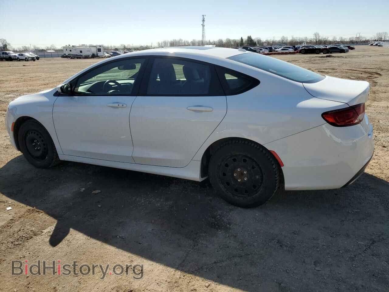 2015 CHRYSLER 200 - VIN: 1C3CCCBB9FN740070 - Photo 2