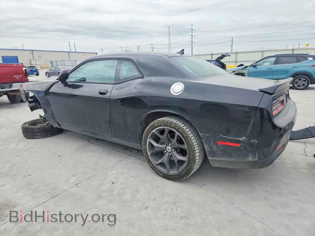2017 DODGE CHALLENGER - VIN: 2C3CDZAG4HH611498 - Photo 2