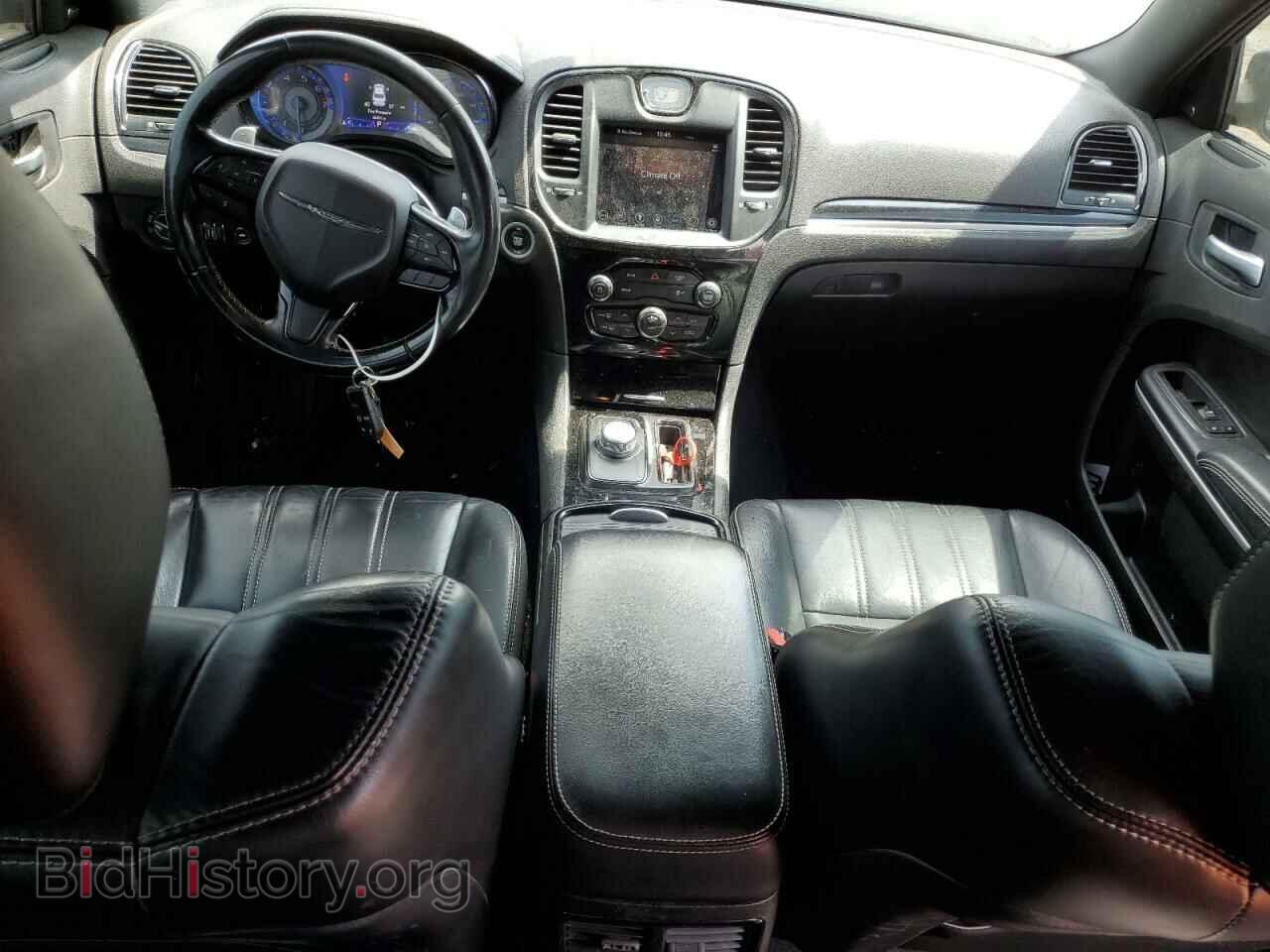 2019 CHRYSLER 300 - VIN: 2C3CCAGG3KH632149 - Фото 8