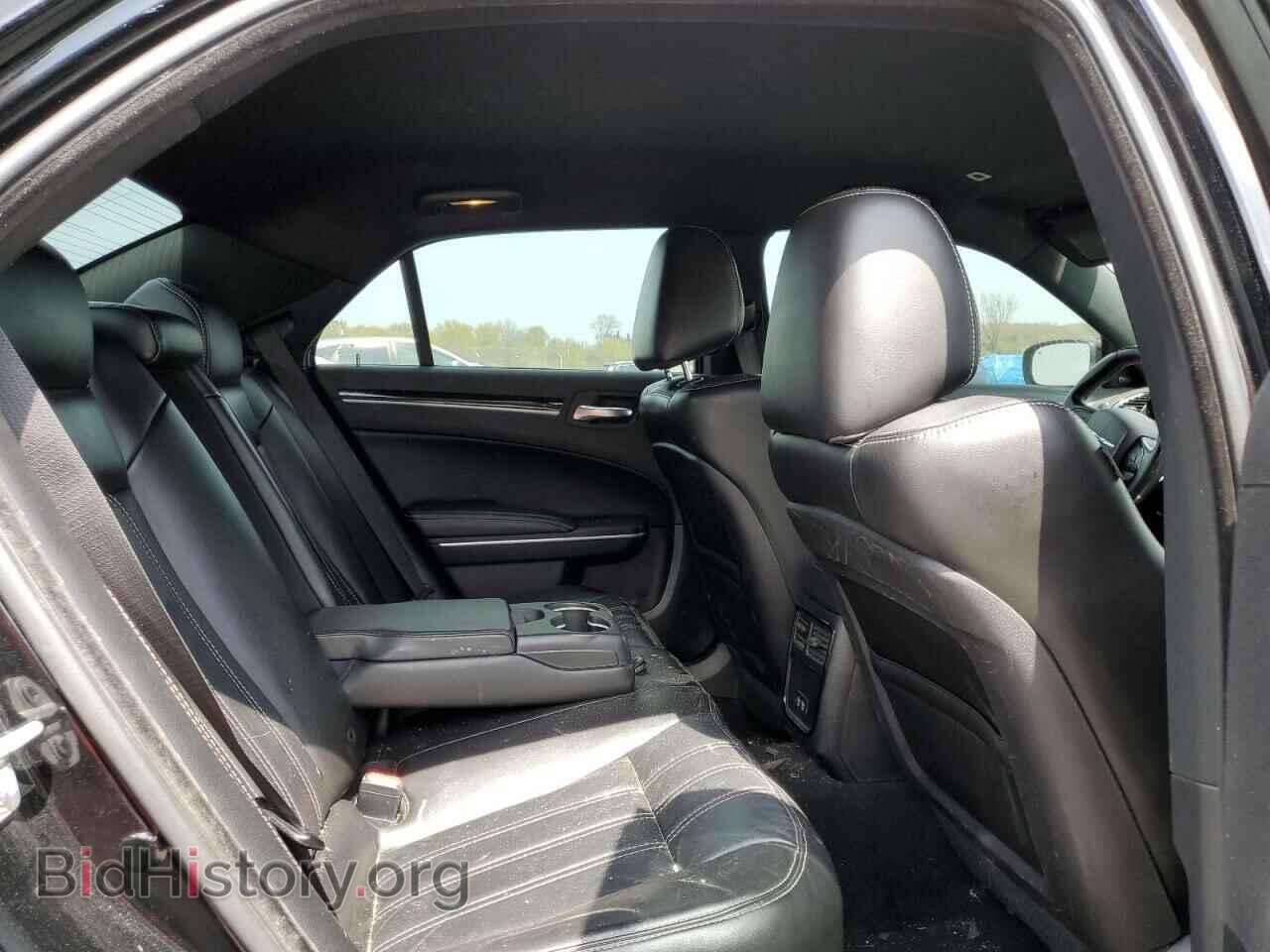 2019 CHRYSLER 300 - VIN: 2C3CCAGG3KH632149 - Фото 10
