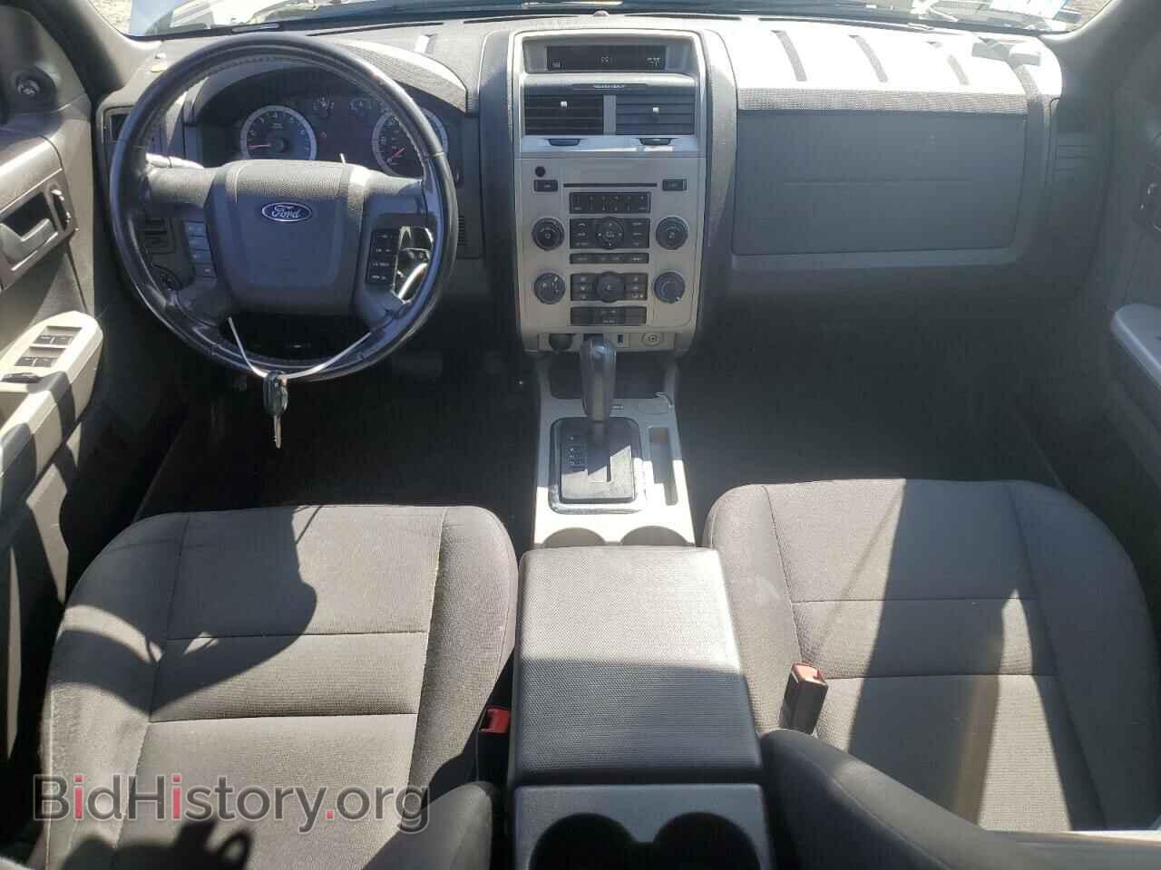 2011 FORD ESCAPE - VIN: 1FMCU0D73BKB32164 - Фото 8