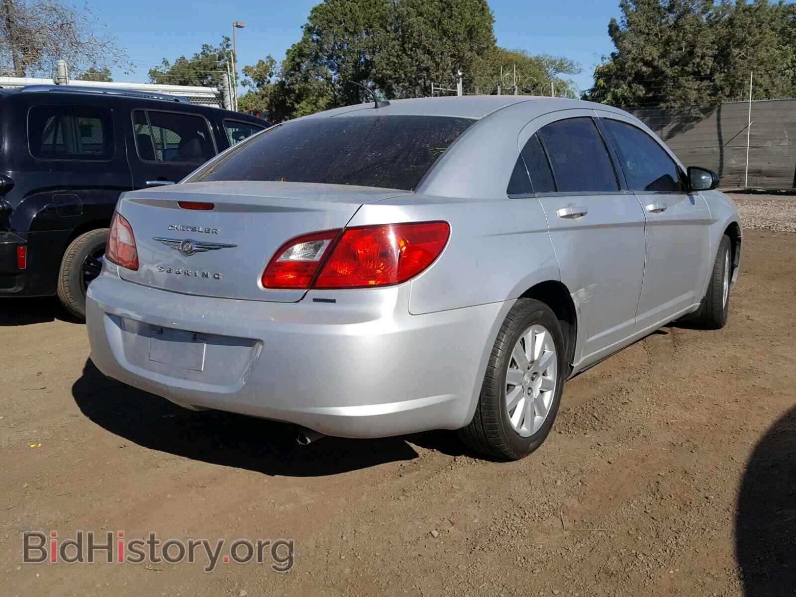 2010 CHRYSLER SEBRING - VIN: 1C3CC4FBXAN131045 - Фото 4