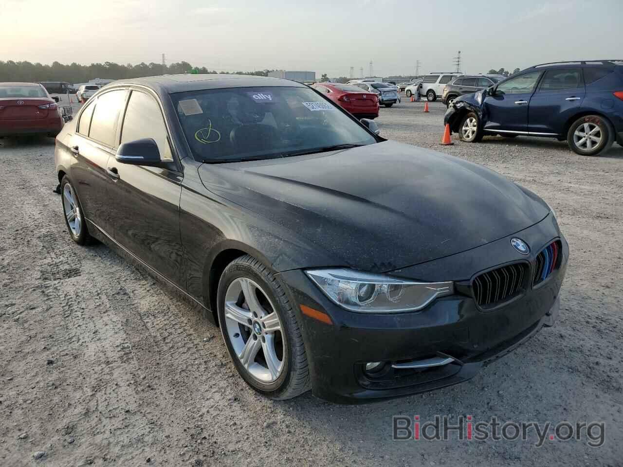 Photo WBA3A9C54DF476628 - BMW 3 SERIES 2013