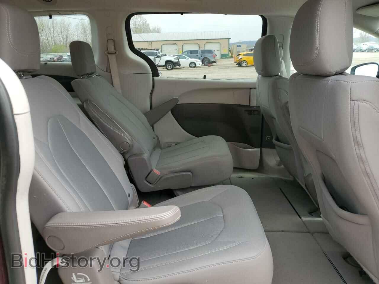 2017 CHRYSLER PACIFICA - VIN: 2C4RC1BG4HR844767 - Фото 11