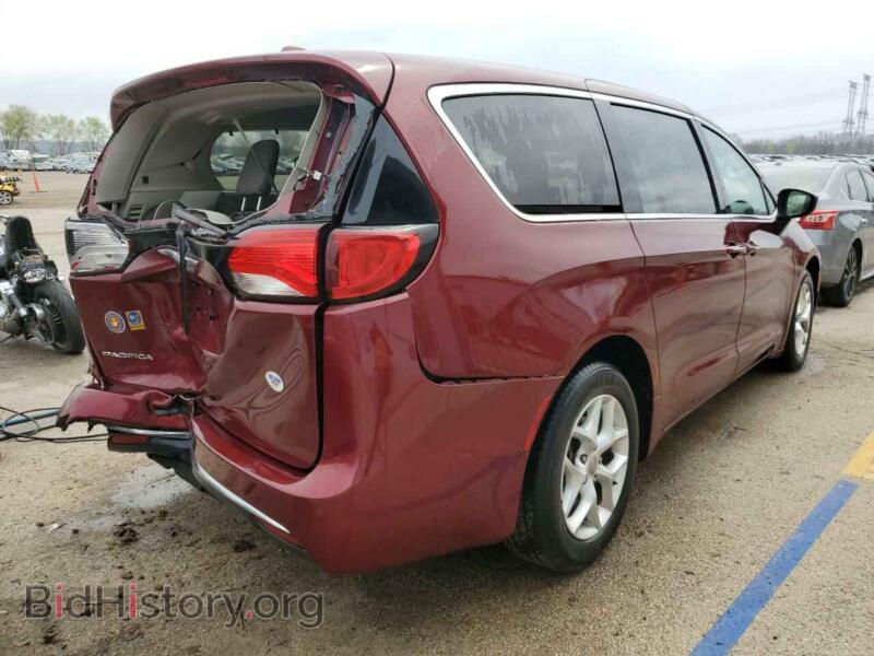 2017 Chrysler PACIFICA (VIN 2C4RC1BG4HR844767) — photo 3 of 16