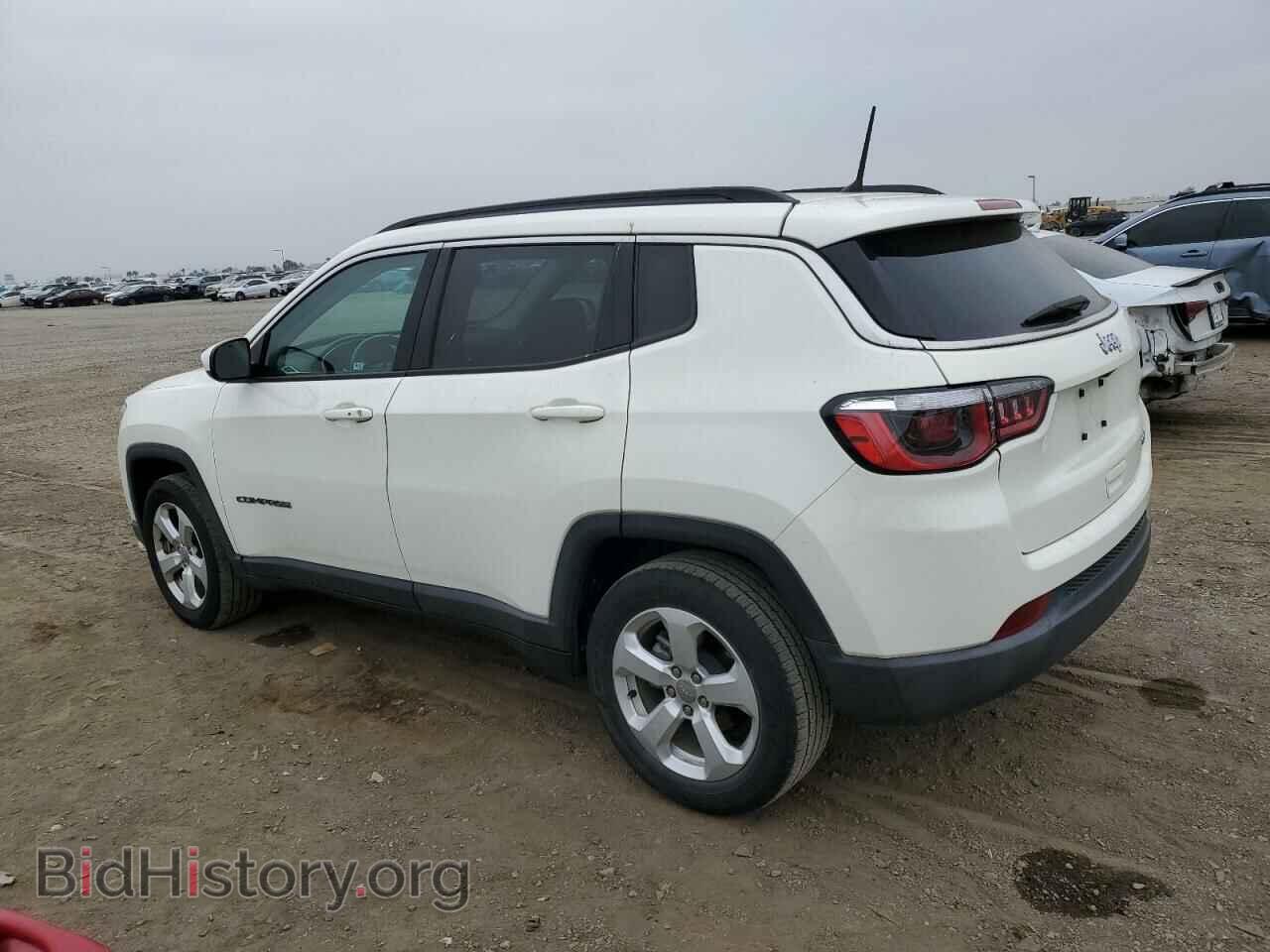 2018 JEEP COMPASS - VIN: 3C4NJCBB4JT146568 - Photo 2