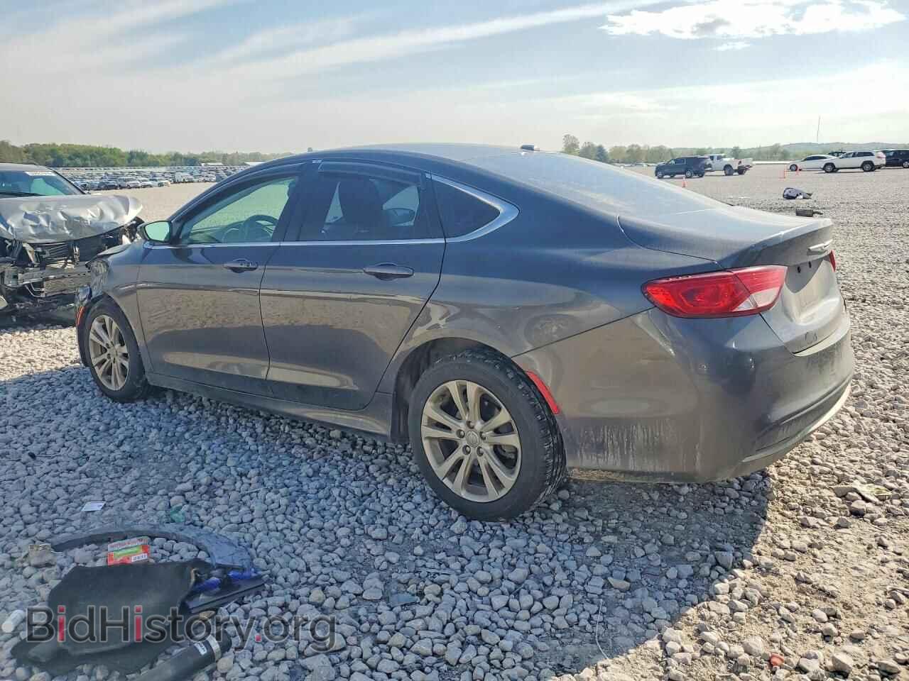 2015 CHRYSLER 200 - VIN: 1C3CCCAB8FN525281 - Фото 2