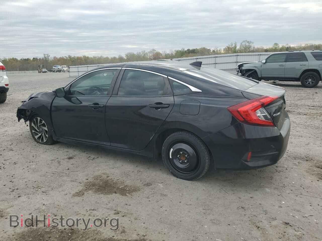 2018 HONDA CIVIC - VIN: 2HGFC2F72JH562787 - Фото 2