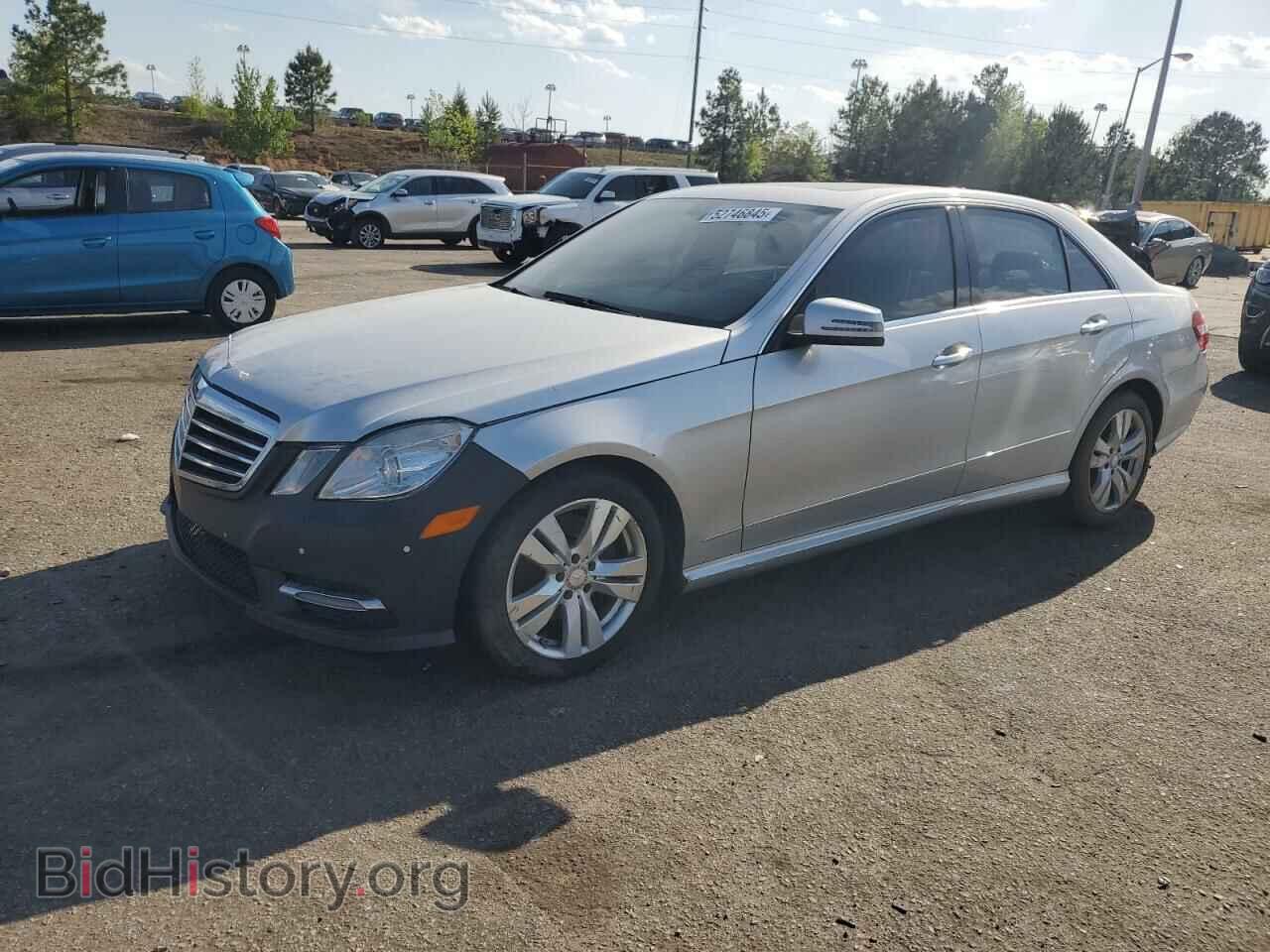 Photo WDDHF9FBXDA746251 - MERCEDES-BENZ E-CLASS 2013