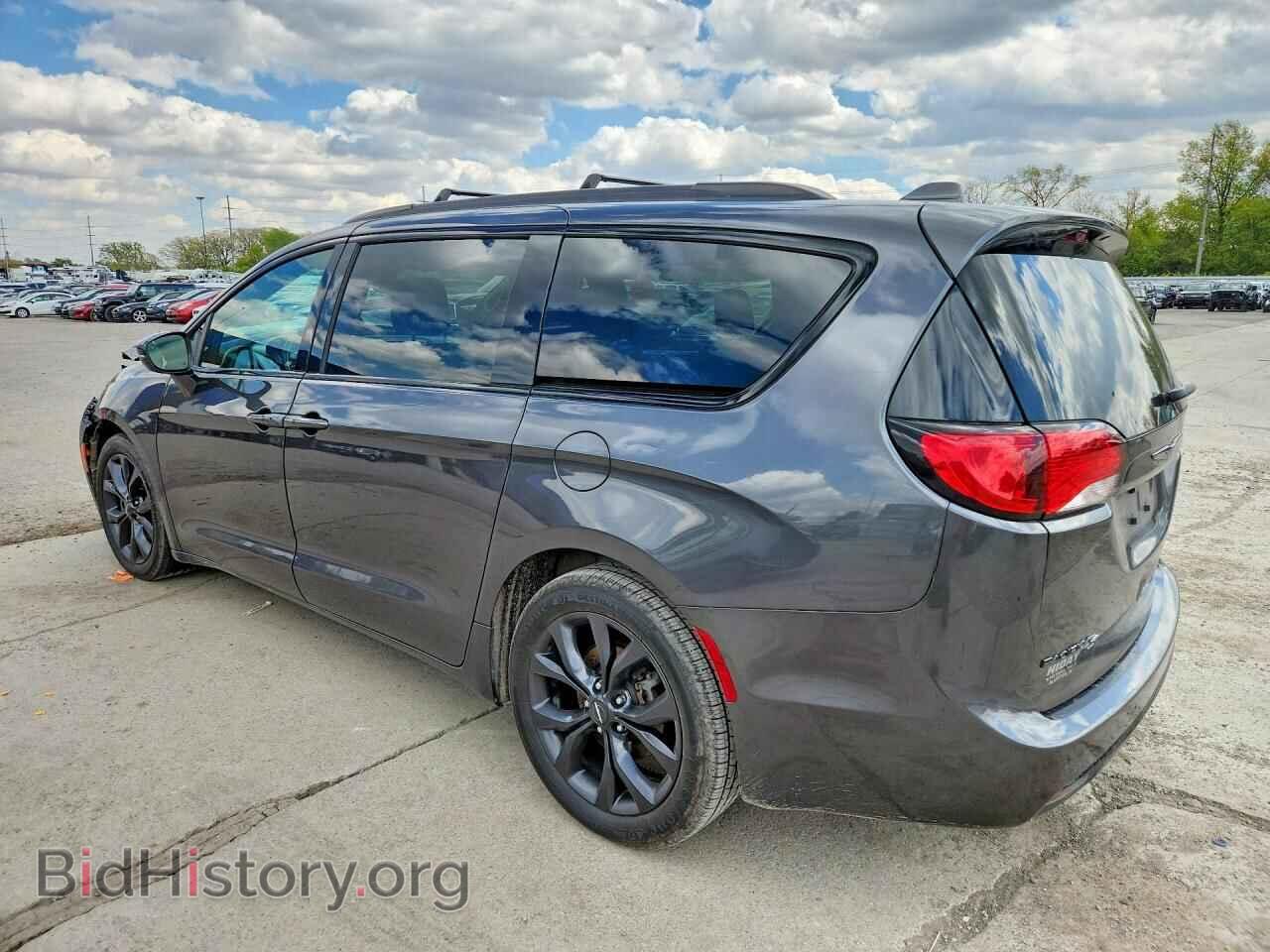 2019 CHRYSLER PACIFICA - VIN: 2C4RC1GG1KR705499 - Photo 2