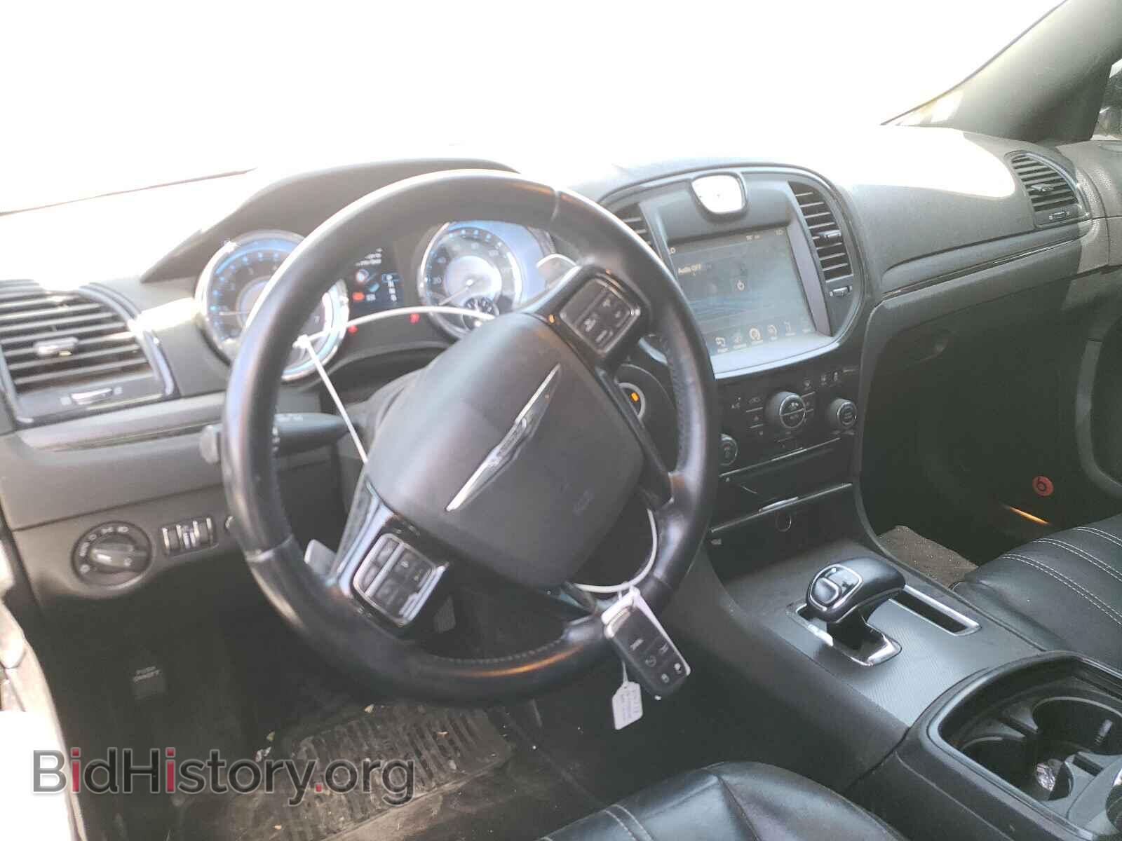 2012 CHRYSLER 300 - VIN: 2C3CCABG8CH279318 - Фото 9