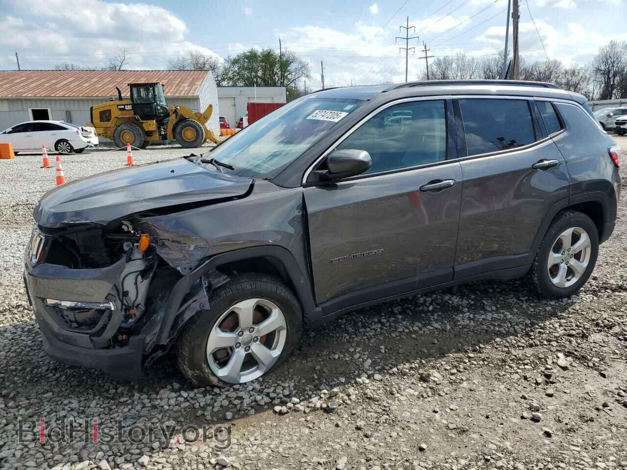 Фотография 3C4NJDBB2JT154433 - JEEP COMPASS 2018