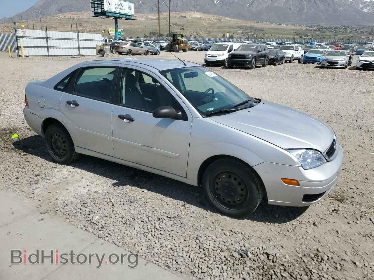 2005 FORD FOCUS - VIN: 1FAHP34N15W193100 - Фото 4