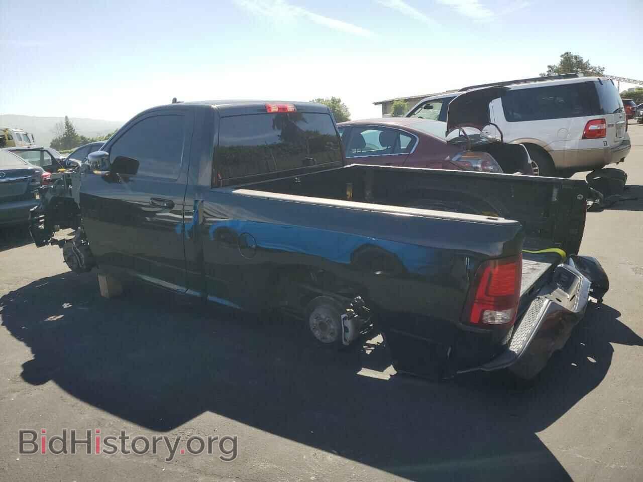 2018 RAM 1500 - VIN: 3C6JR6CTXJG195113 - Фото 2