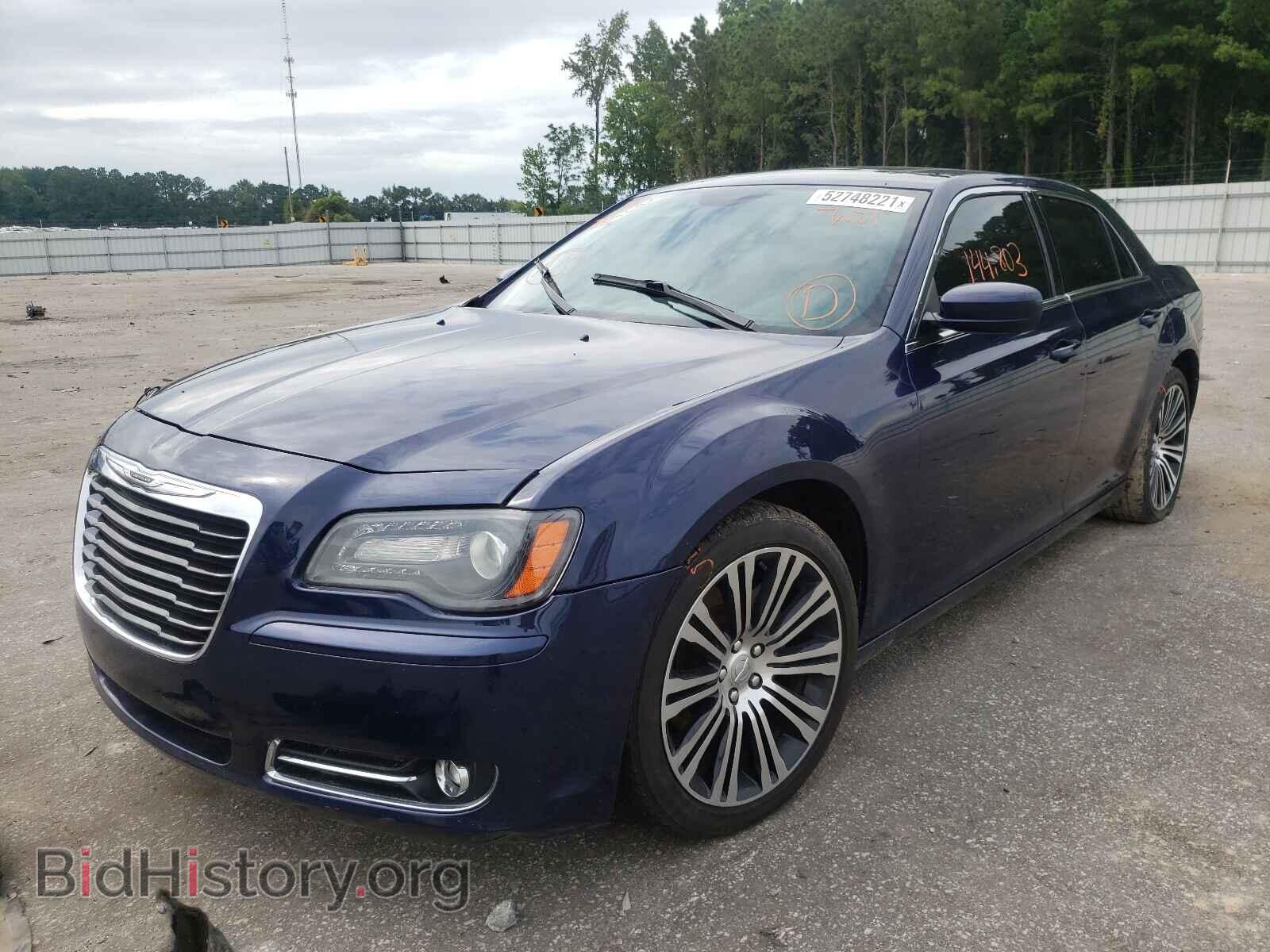 2014 CHRYSLER 300 - VIN: 2C3CCABT4EH183010 - Фото 2