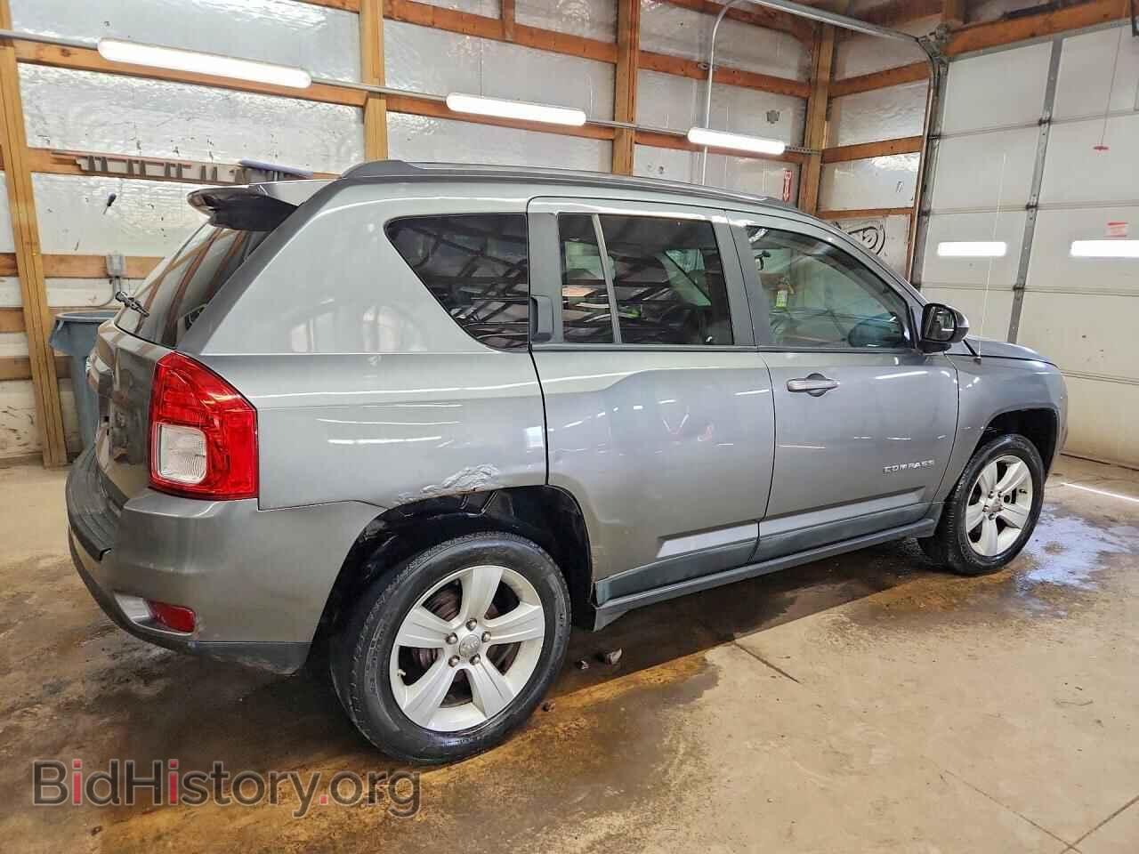 2011 JEEP COMPASS - VIN: 1J4NT1FA9BD256016 - Photo 3