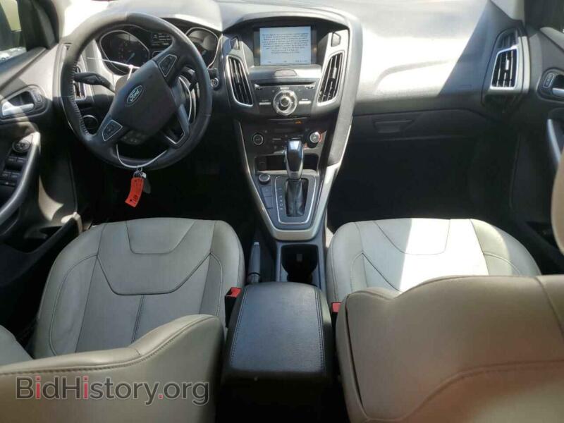 2017 Ford FOCUS (VIN 1FADP3J21HL238244) — photo 8 of 12