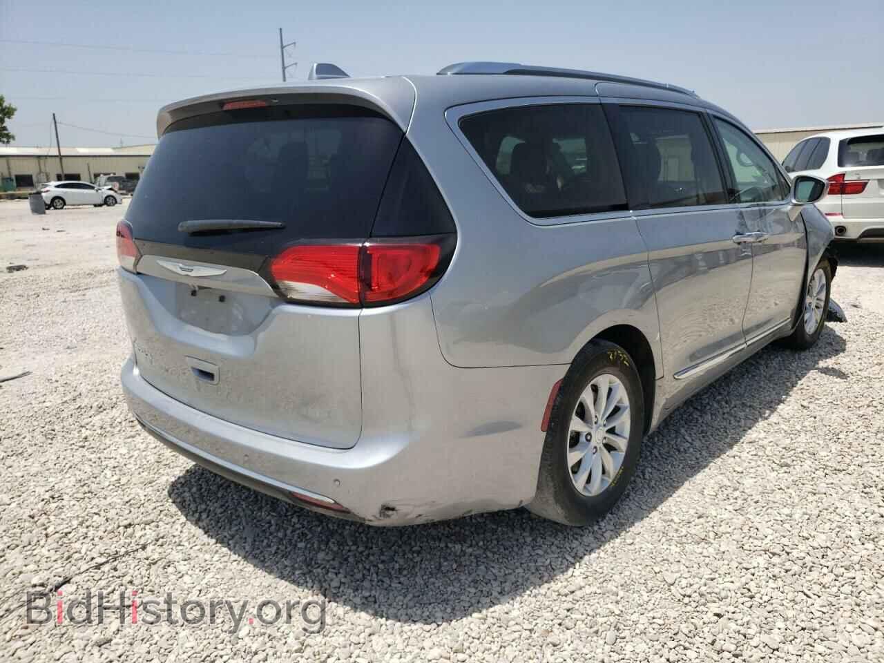 2019 CHRYSLER PACIFICA - VIN: 2C4RC1BG9KR730948 - Фото 4